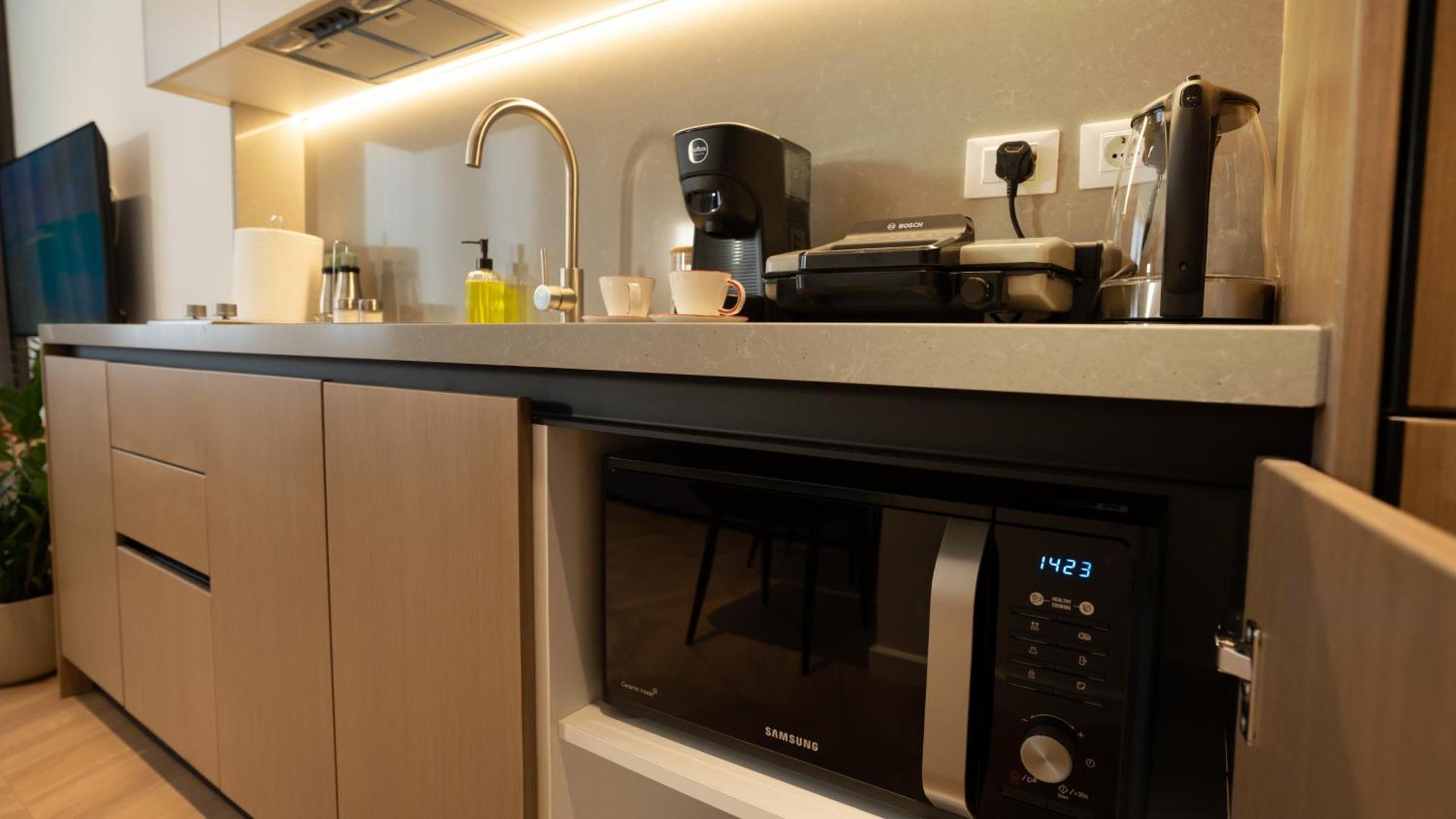 Albani'S Apartment Тирана Экстерьер фото