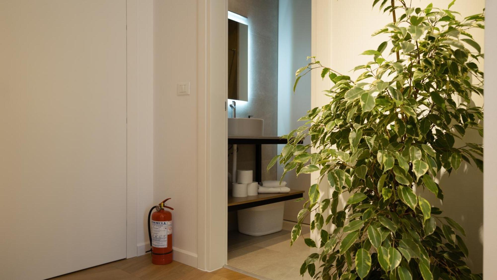 Albani'S Apartment Тирана Экстерьер фото