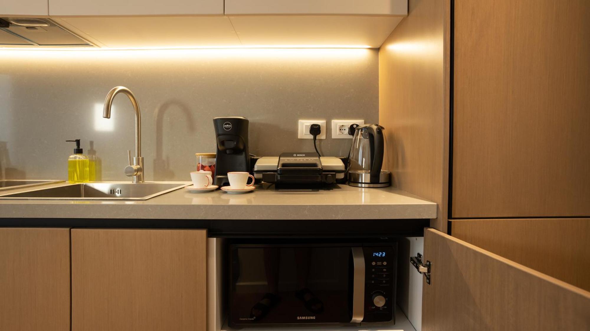 Albani'S Apartment Тирана Экстерьер фото